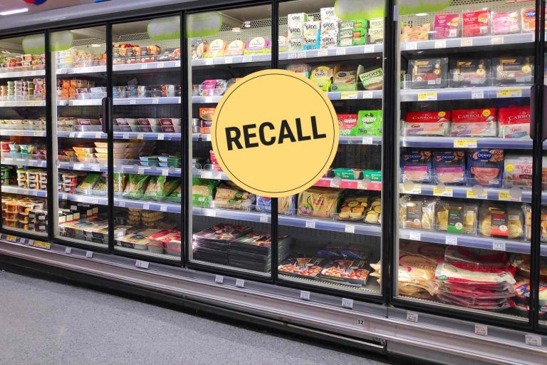 Готовые к употреблению блюда, продаваемые в Kroger и Walmart, вспомнили из-за смертельной вспышки Listeria