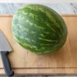 Самый простой способ разрезать арбуз, по словам редактора продуктов питания