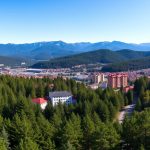 Панорама курорта Моршина с видом на горы и лесные массивы