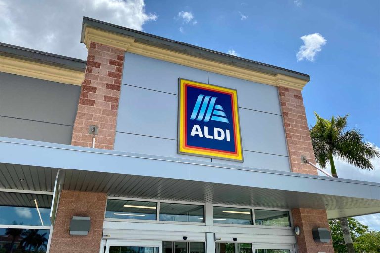 Теперь у Aldi есть ящик для девичников с ограниченным выпуском, и это, честно говоря, идеально