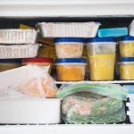 Вот как долго можно замораживать продукты, по мнению экспертов