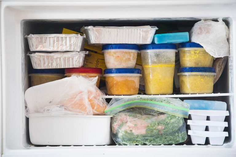 Вот как долго можно замораживать продукты, по мнению экспертов